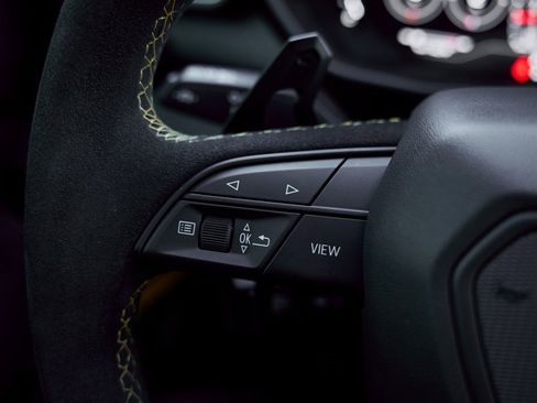 Used 2024 Lamborghini Urus Performante image 53