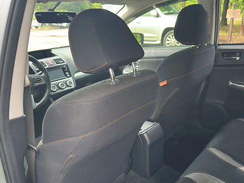 Used 2017 Subaru Crosstrek 2.0i Premium AWD/4WD image 15