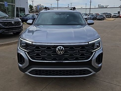 New 2026 Volkswagen Atlas Cross Sport SE AWD/4WD image 2