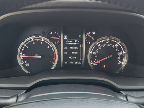 Used 2021 Toyota 4Runner Limited AWD/4WD image 19