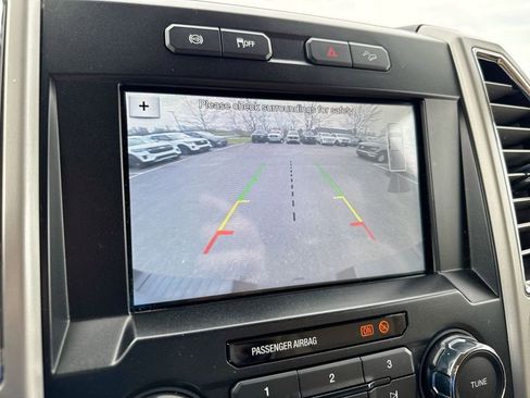 Used 2017 Ford F250 Lariat w/ Chrome Package image 16