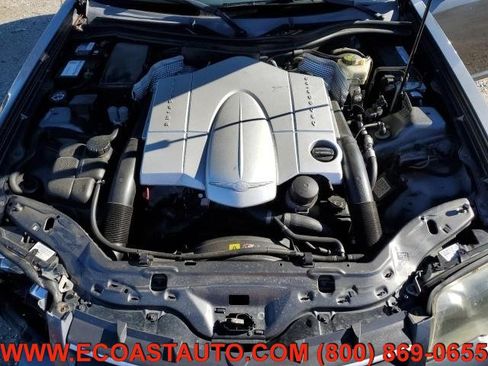 Used 2005 Chrysler Crossfire Limited image 5