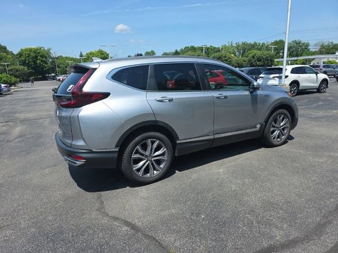 Used 2020 Honda CR-V Touring image 8