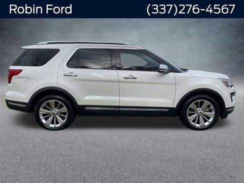 Used 2019 Ford Explorer Limited w/ Ford Safe & Smart Package image 4