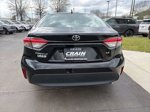 Used 2024 Toyota Corolla LE image 6