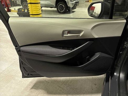 Certified 2024 Toyota Corolla LE image 28
