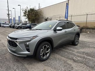 New 2026 Chevrolet Trax LT w/ Driver Confidence Package video 3