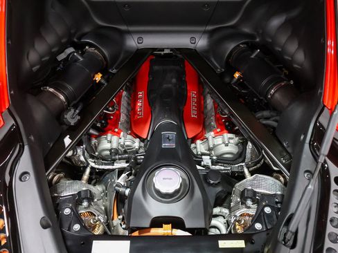 Used 2022 Ferrari SF90 Stradale AWD/4WD image 53