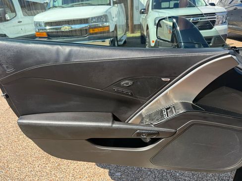 Used 2014 Chevrolet Corvette Stingray Convertible w/ 2LT Preferred Equipment Group RWD image 21