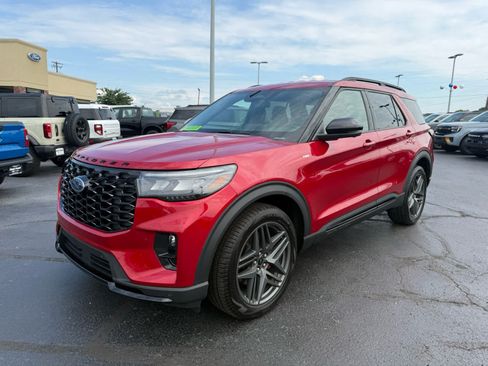 Used 2026 Ford Explorer ST-Line w/ ST-Line Street Pack AWD/4WD image 25