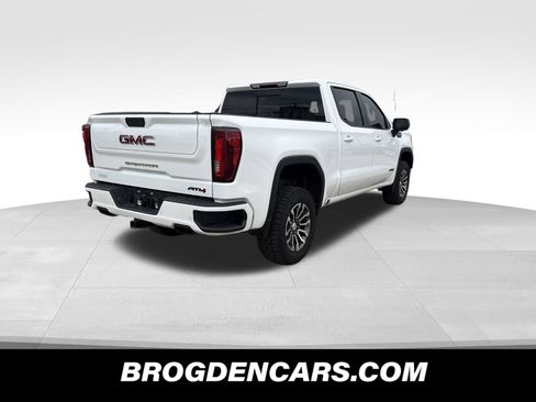 Used 2021 GMC Sierra 1500 AT4 w/ AT4 Value Package image 3