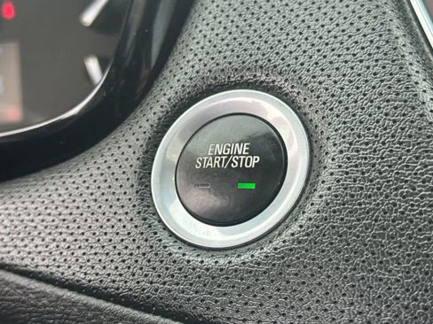 Used 2018 Cadillac XT5 Luxury w/ Driver Awareness Package image 22