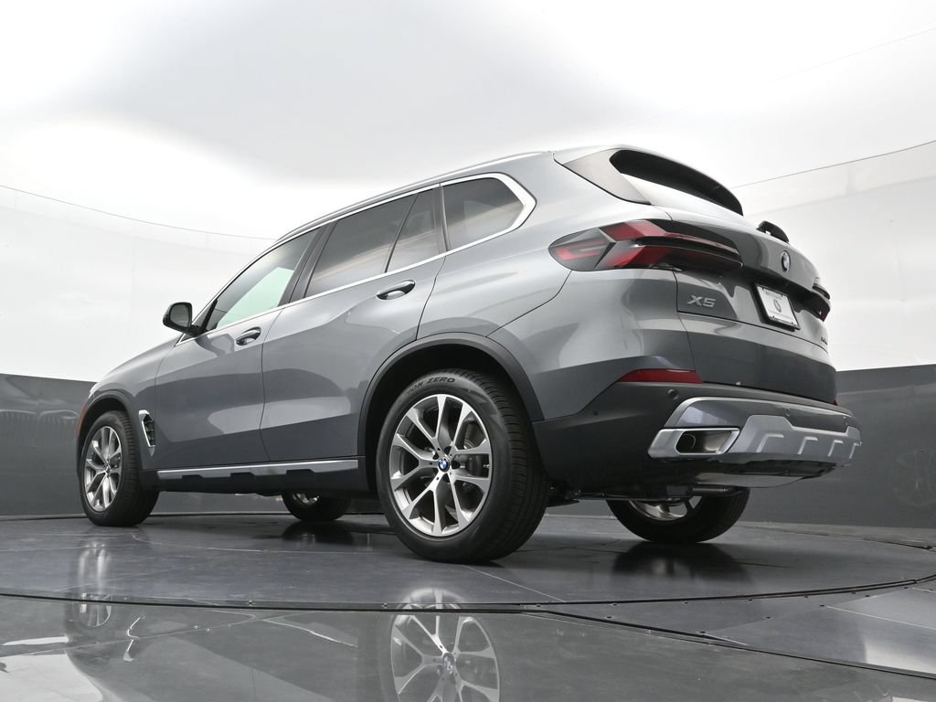 New 2026 BMW X5 xDrive40i w/ Climate Comfort Package AWD/4WD image 26