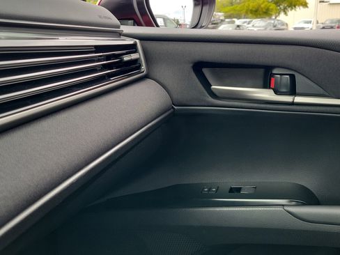 Certified 2025 Toyota Camry LE FWD image 31