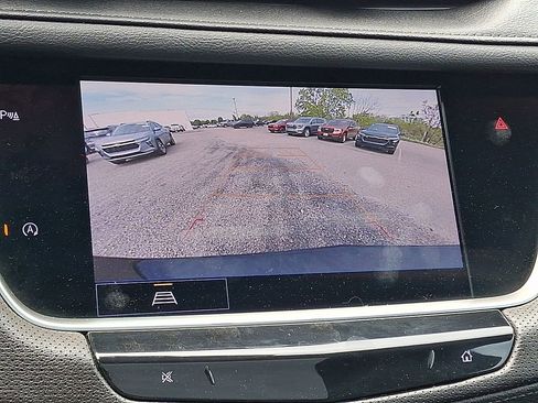 Used 2022 Cadillac XT5 Premium Luxury AWD/4WD image 18