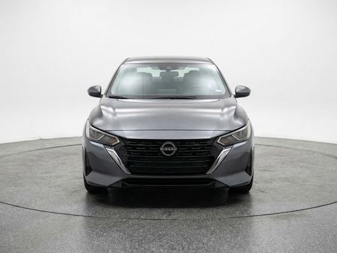 Used 2025 Nissan Sentra SV FWD image 2