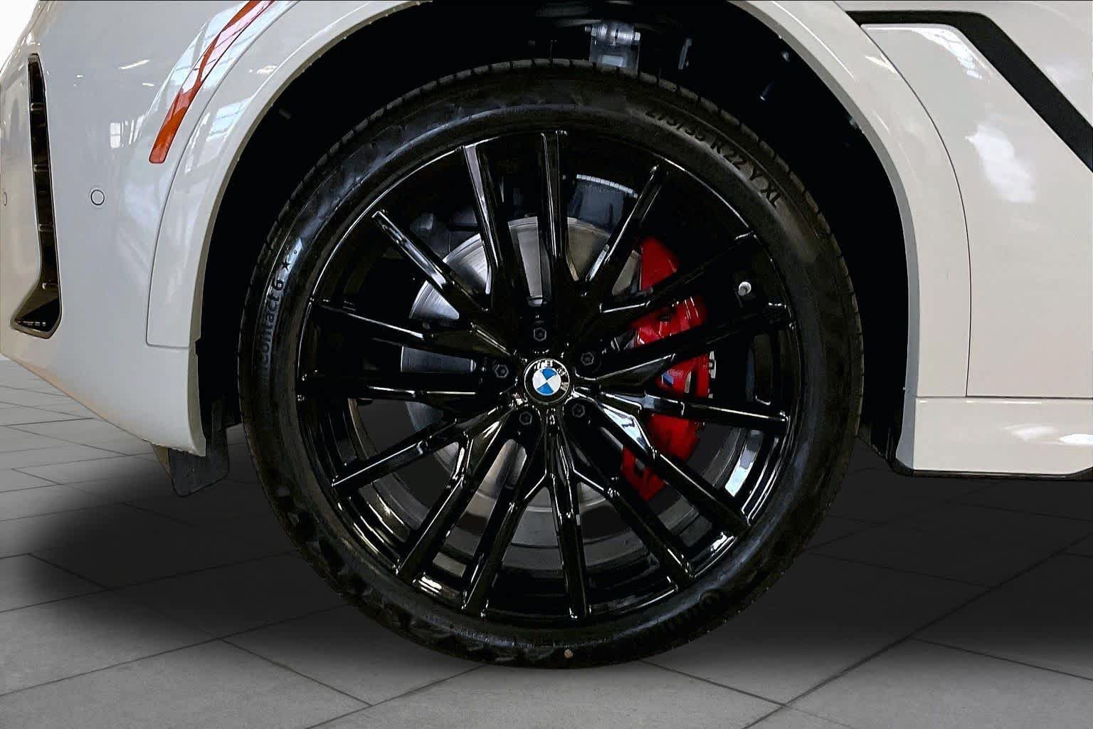 New 2027 BMW X6 xDrive40i w/ Climate Comfort Package AWD/4WD image 11
