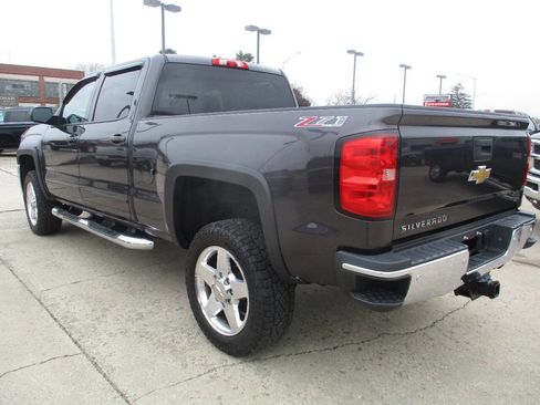 Used 2015 Chevrolet Silverado 2500 LT w/ LT Convenience Package AWD/4WD image 4