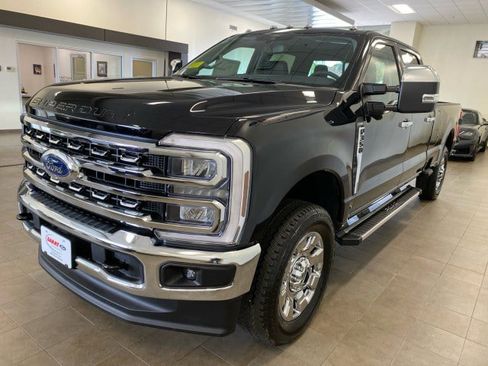 New 2026 Ford F350 Lariat w/ Chrome Package image 4