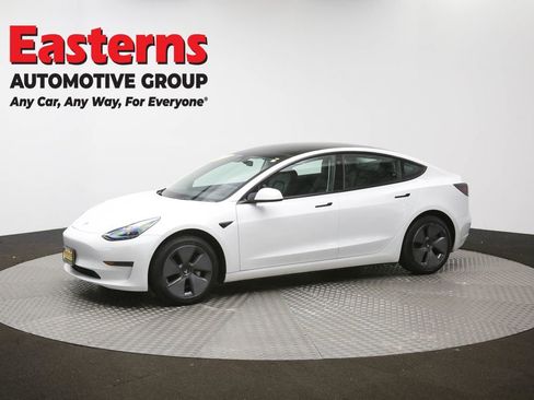 Used 2022 Tesla Model 3 Long Range AWD/4WD image 54
