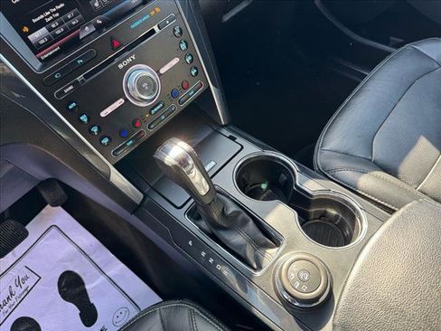 Used 2016 Ford Explorer Limited image 9
