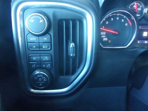 Used 2019 Chevrolet Silverado 1500 LTZ w/ LTZ Premium Package image 24