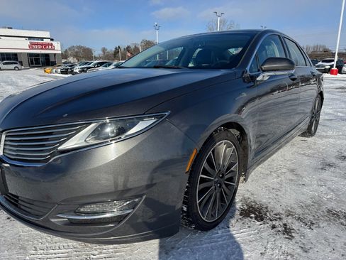 Used 2015 Lincoln MKZ 4dr Sdn FWD w/ Equipment Group 102A Reserve image 9