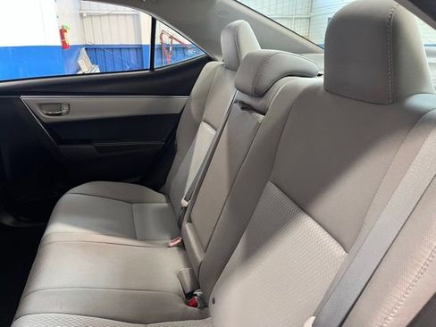Used 2016 Toyota Corolla LE image 18