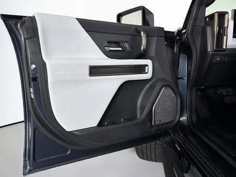 Used 2025 GMC Hummer EV 3X image 20