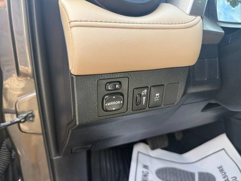 Used 2014 Toyota RAV4 XLE FWD image 18