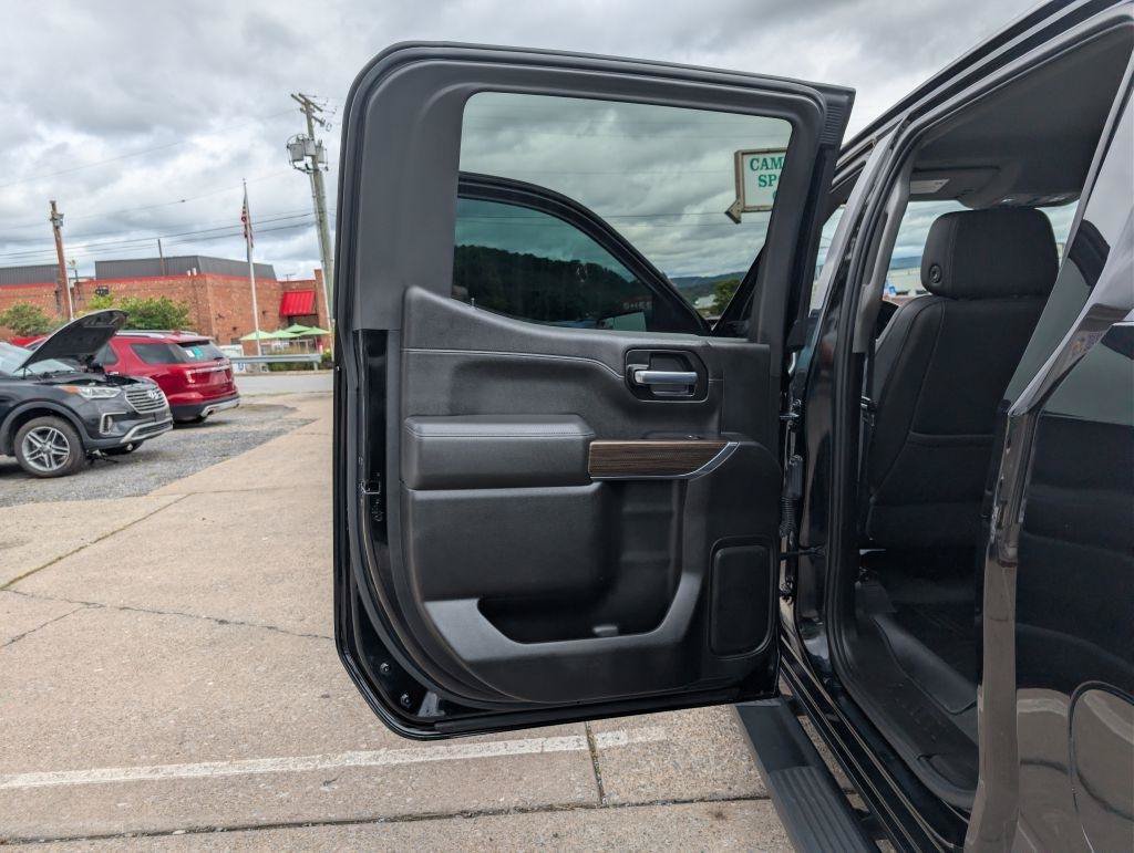 Used 2021 Chevrolet Silverado 1500 RST w/ Convenience Package II AWD/4WD image 31