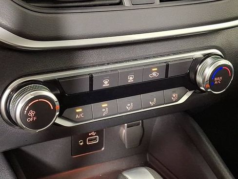 Used 2022 Nissan Altima 2.5 S FWD image 17