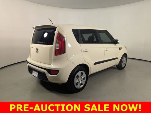 Used 2012 Kia Soul FWD image 6