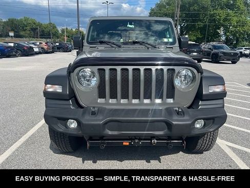 Used 2019 Jeep Wrangler Sport AWD/4WD image 3