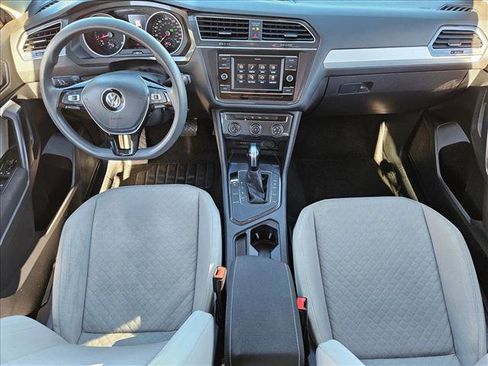 Used 2021 Volkswagen Tiguan S image 15