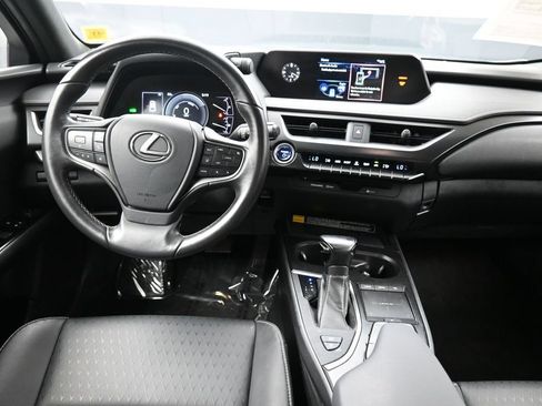 Used 2020 Lexus UX 250h w/ Accessory Package 2 AWD/4WD image 21