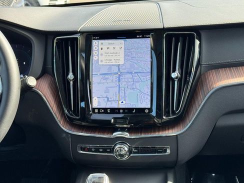 Certified 2023 Volvo XC60 B6 Ultimate w/ Protection Package Premier image 14