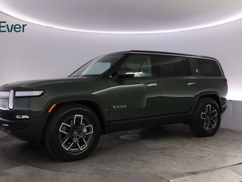 Used 2024 Rivian R1S Adventure Dual AWD/4WD image 18