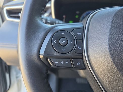 Used 2023 Toyota Corolla Cross SE w/ Convenience Package image 29