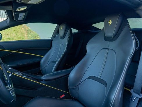 Used 2022 Ferrari Roma RWD image 33