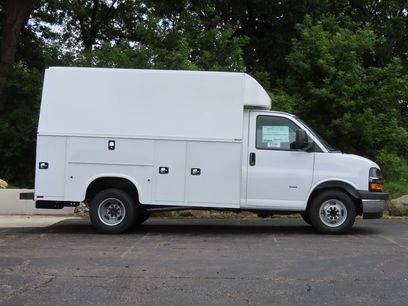 New 2024 Chevrolet Express 3500 Work Van w/ Power Convenience Package