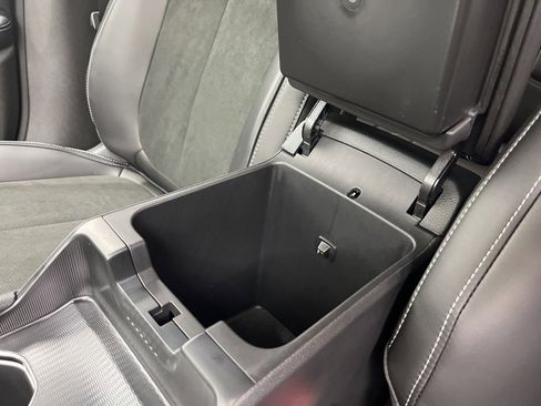 New 2025 Jeep Grand Cherokee Altitude image 20