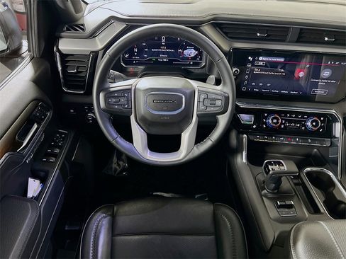 Used 2025 GMC Sierra 1500 Denali image 19