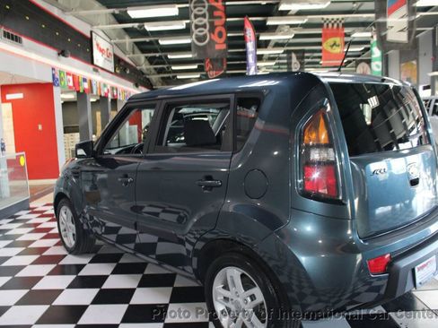 Used 2011 Kia Soul + image 8
