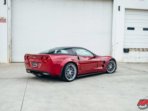Used 2012 Chevrolet Corvette ZR1 w/ 3ZR Preferred Equipment Group RWD image 21