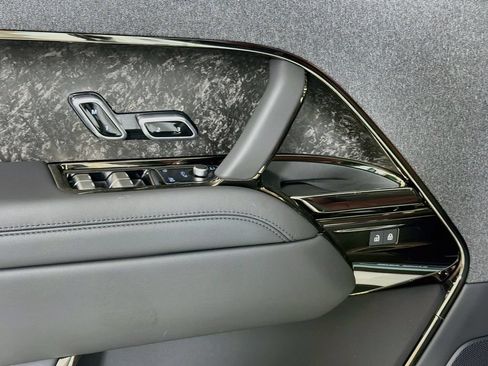 New 2026 Land Rover Range Rover Sport Dynamic SE AWD/4WD image 18
