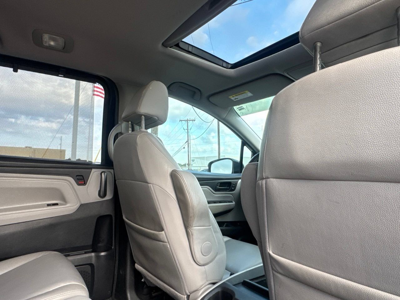 Used 2018 Honda Odyssey EX-L image 36