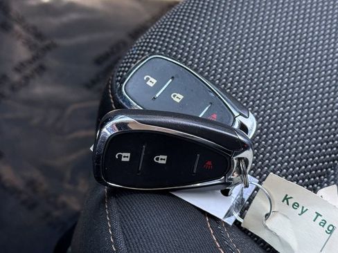 Used 2021 Chevrolet Traverse LS w/ LPO, Blackout Package image 29