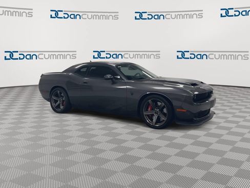 Used 2022 Dodge Challenger SRT Hellcat Redeye RWD image 2