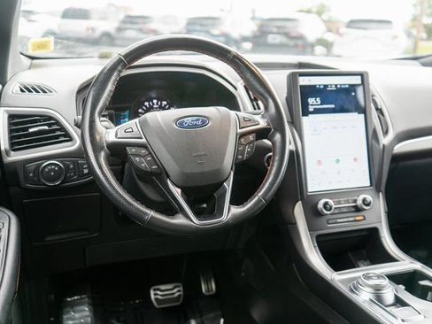 Used 2022 Ford Edge ST-Line w/ Cold Weather Package AWD/4WD image 14